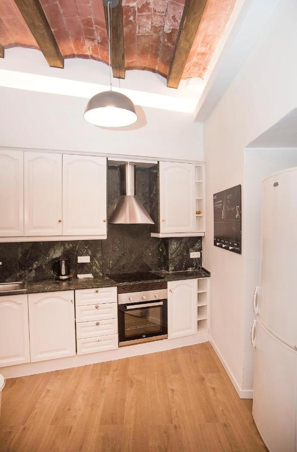 Mai&Maud Ronda Apartment Barcelona Bagian luar foto