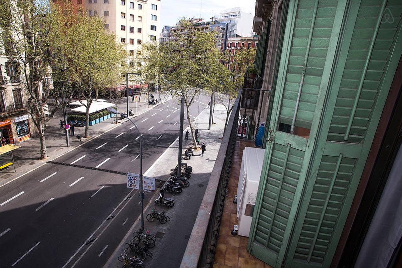 Mai&Maud Ronda Apartment Barcelona Bagian luar foto